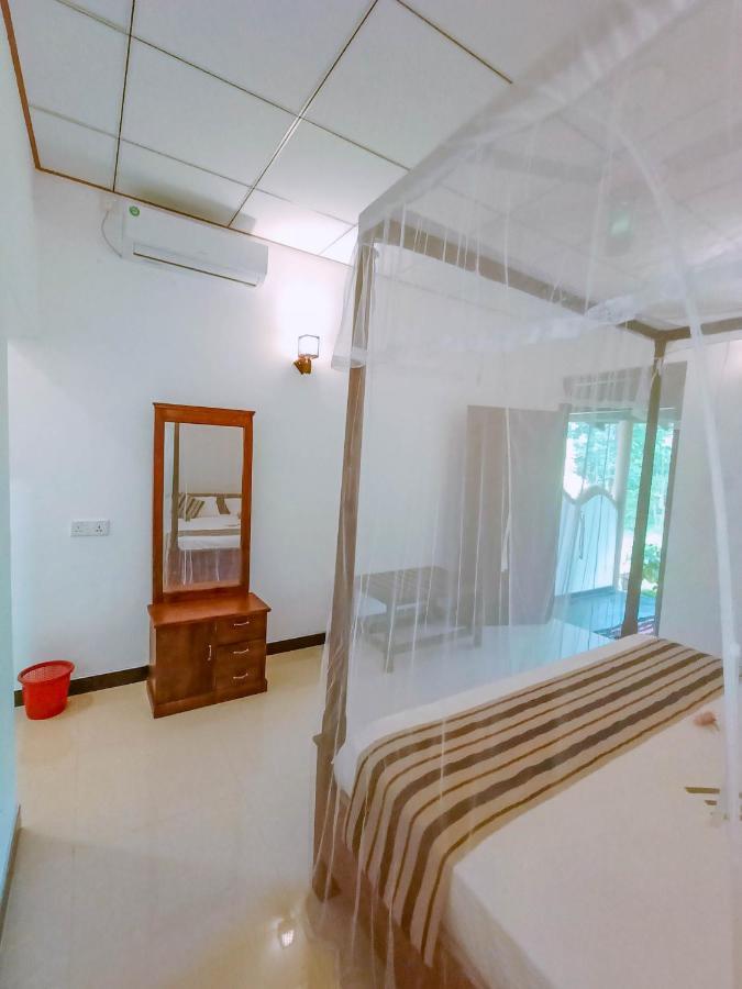 Nimsara Lodge Сигирия Екстериор снимка